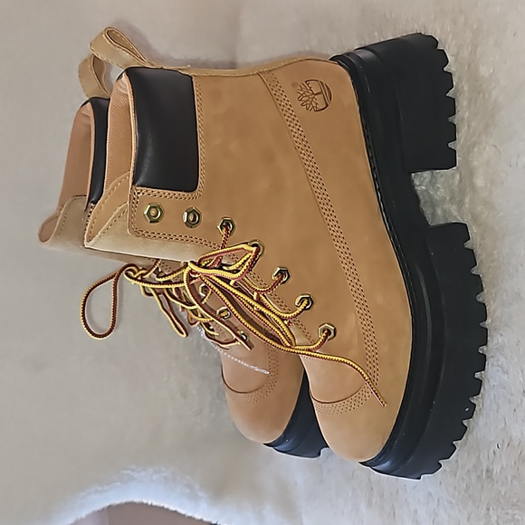 Timberland Women Sky 6-Inch Lace Up Boot Size 7.5 Wheat Nubuck - Picture 2 of 9
